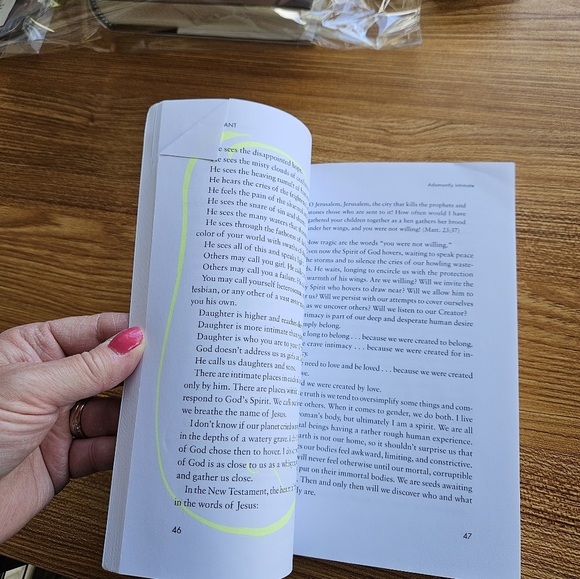 USED Adamant by Lisa Bevere book - Picture 2 of 4